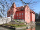 Z�mek �erven� Lhota